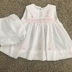 Smock dress with beautiful detailed embroidery.